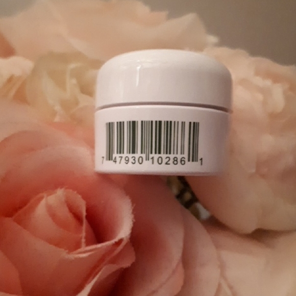 La Mer Moisturizing Cream - 3.5ml New & Fresh - Picture 4 of 4